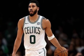 爱游戏官网-威少，塔图姆，刷新队史纪录！