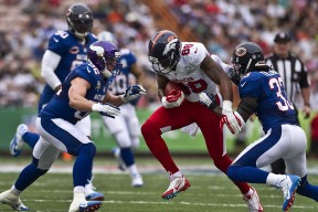 ayx-莱万多夫斯基与30激战G2分钟，战术调整胜负难料！，Ning焦点对战上演精彩一战的简单介绍